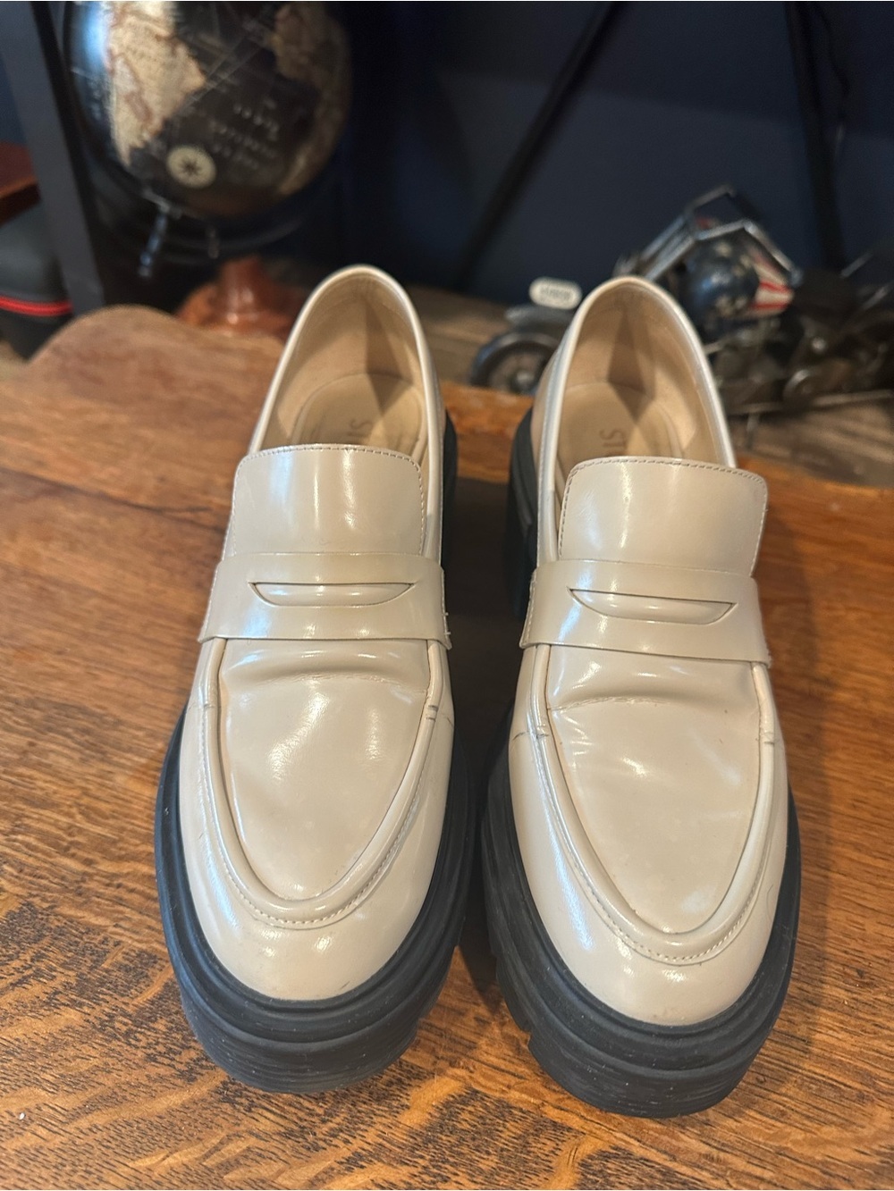 Stuart Weitzman Cream Leather Platform Penny Loafers